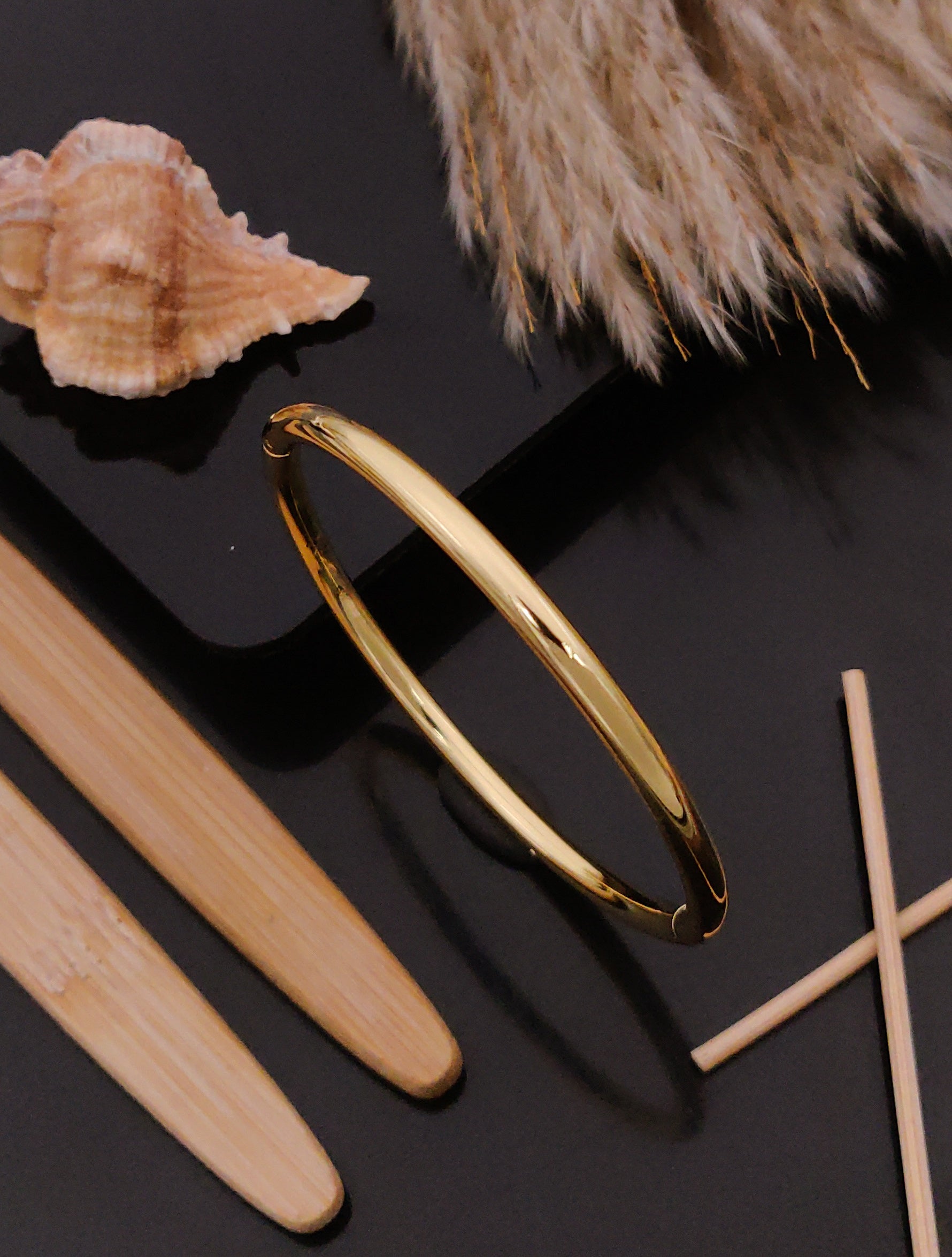 Plain Stake Bracelet